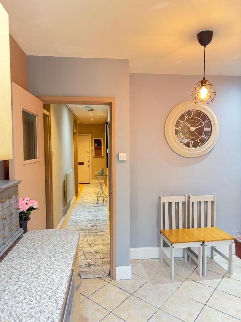 Beautiful Family Apartment ロンドン エクステリア 写真